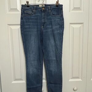 Universal Thread Women's Dark Blue Skinny Jeans